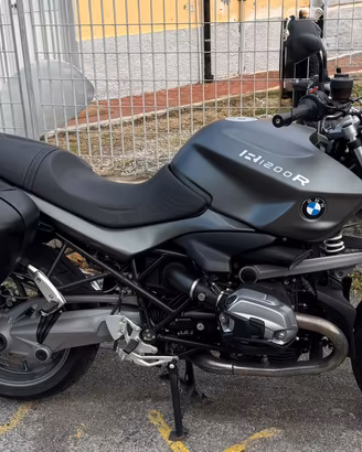 BMW R1200R