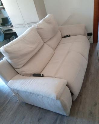 divano 2/3 posti motorizzato