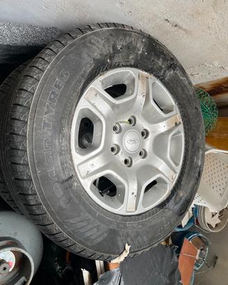 Cerchi e gomme ford ranger
