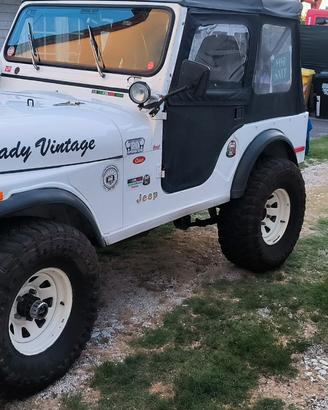 jeep CJ 5V8