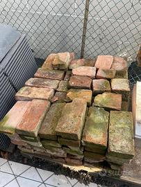 Pietre facciavista mattoni vecchi