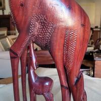 Statua Cerva in legno