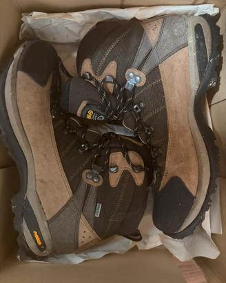 Asolo gore-tex e suola vibram