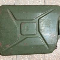 Tanica benzina militare