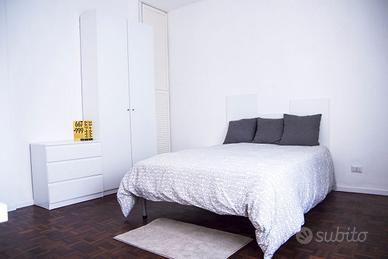 singola con bagno privato  MM Ca'Granda