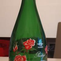 Bottiglia vino vintage