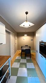 Stanza a rho in via Amendola 7E