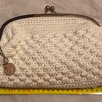 Pochette bianca Camomilla