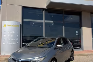 Toyota Auris 1.4 D-4D LOUNGE my16"