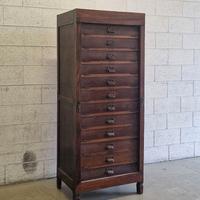 cassettiera x archivio, tenuta molto bene