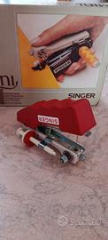 Macchina da cucire portatile Singer Mini vintage