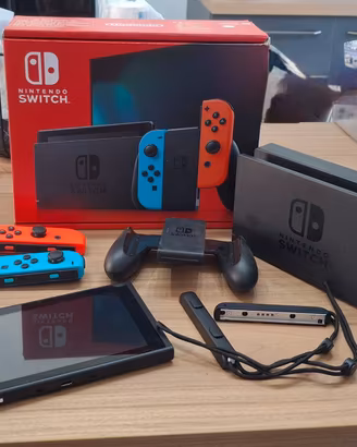 Nintendo Switch Modello OLED (colore Rosso/Neon)