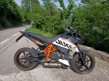 KTM Duke 690 R 2011