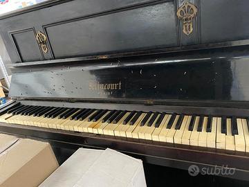 Pianoforte francese nero