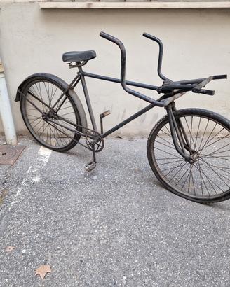 bicicletta da macellaio da restauro 