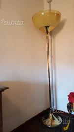 Lampada da terra Guzzini.Prezzo trattabile