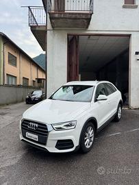 Audi Q3 2.0 TDI 150 CV Business