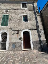 Palazzo - Edificio Piazza San Giacomo