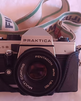 macchina fotografica più accessori