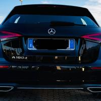 Mercedes   A 180 d Sport (2000 cc)