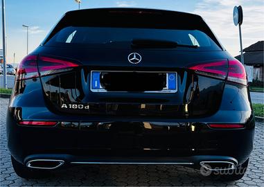 Mercedes   A 180 d Sport (2000 cc)