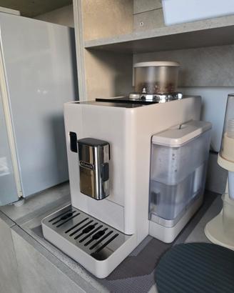 Macchina del caffé Rivelia Latte De'Longhi