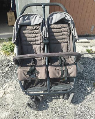 passeggino gemellare 