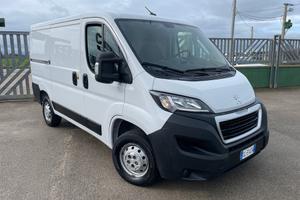Peugeot Boxer L1H1 2.2 Bluehdi 140cv
