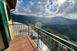 4 LOCALI A CASARZA LIGURE