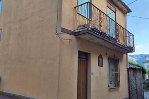 Casa indipendente a novara di sicilia