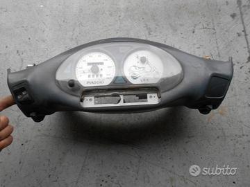Carena strumentazione conta km piaggio exagon