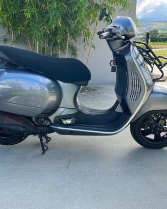 Vespa GTS 200