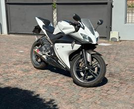 Yamaha Yzf R 125