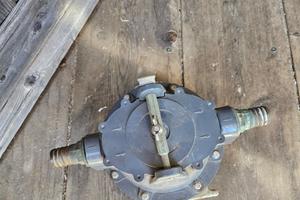 Pompa di sentina a leva