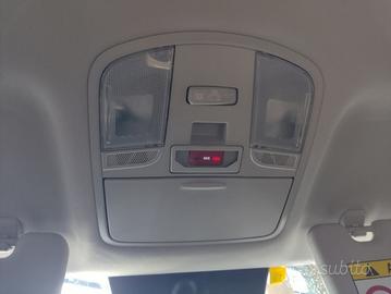 Plafoniera anteriore HYUNDAI I30 del 2021