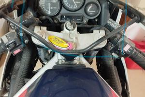 FZR...