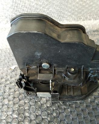 SERRATURA PORTIERA POSTERIORE SX 51227318417 BMW X