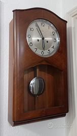 Orologio a pendolo da parete