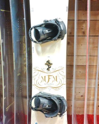 snowboard Nitro Montoya pro-model 157