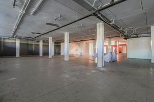 NEGOZIO A CASALGRANDE