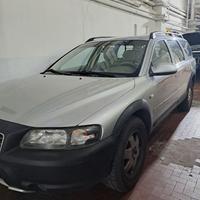 volvo xc70 