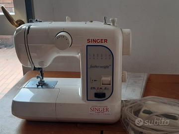 MACCHINA DA CUCIRE PORTATILE SINGER 100