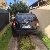 DACIA DUSTER COLORE NERO - IMM.2017
