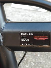 Mini E-bike Pieghevole 250W 48V 5.2Ah