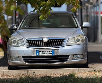 🚗 Skoda Octavia Wagon 2.0 TDI 4x4 Elegance (2010)