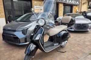 VESPA PIAGGIO GTS 250