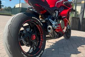 Ducati v4s 2021 full carbon full titanium exhaust