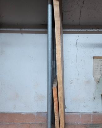 Tavoloni in legno massello 