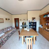 Acireale sud: 3v con p .auto in piccolo condominio