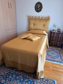 Copriletto, testata e 2 cuscini